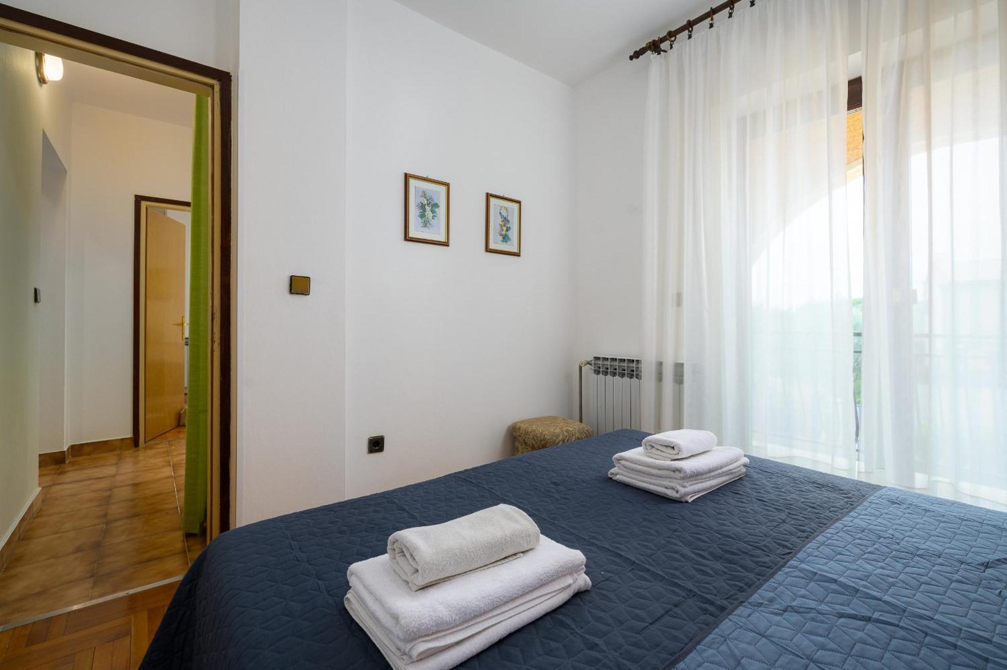 Apartments Josipa ポレッチ エクステリア 写真