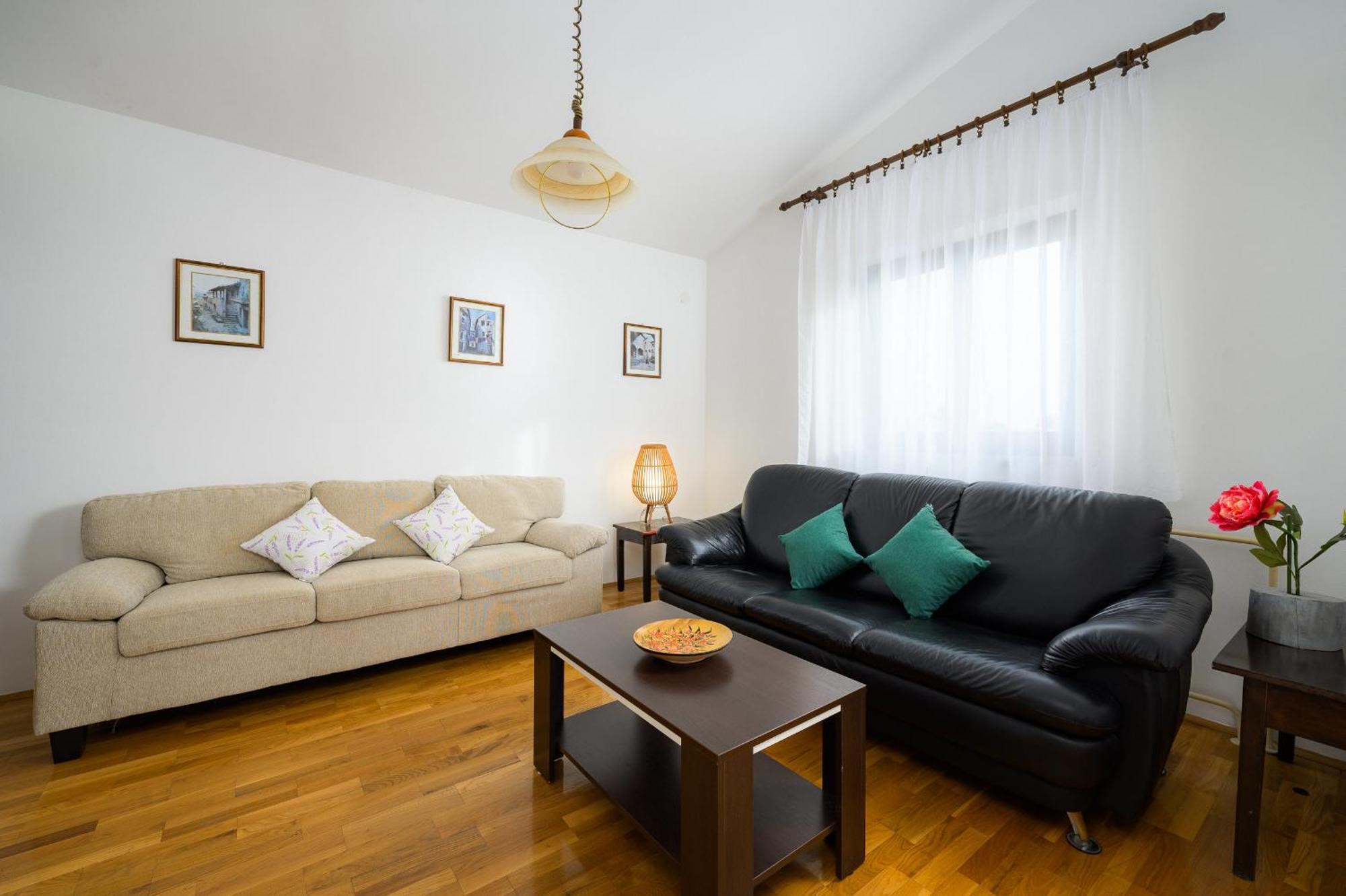 Apartments Josipa ポレッチ エクステリア 写真